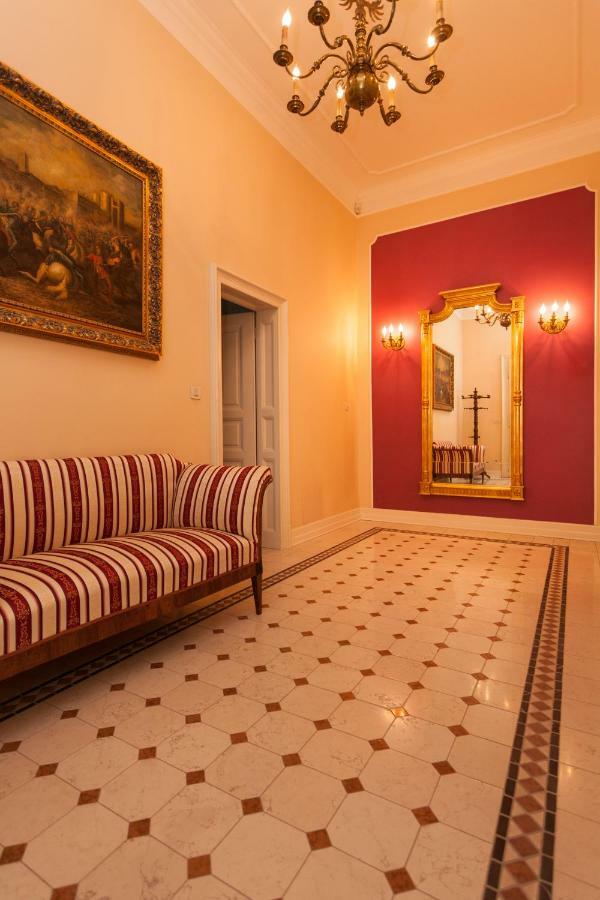 Filip'S Palace Luxurious Apartment Любляна Экстерьер фото